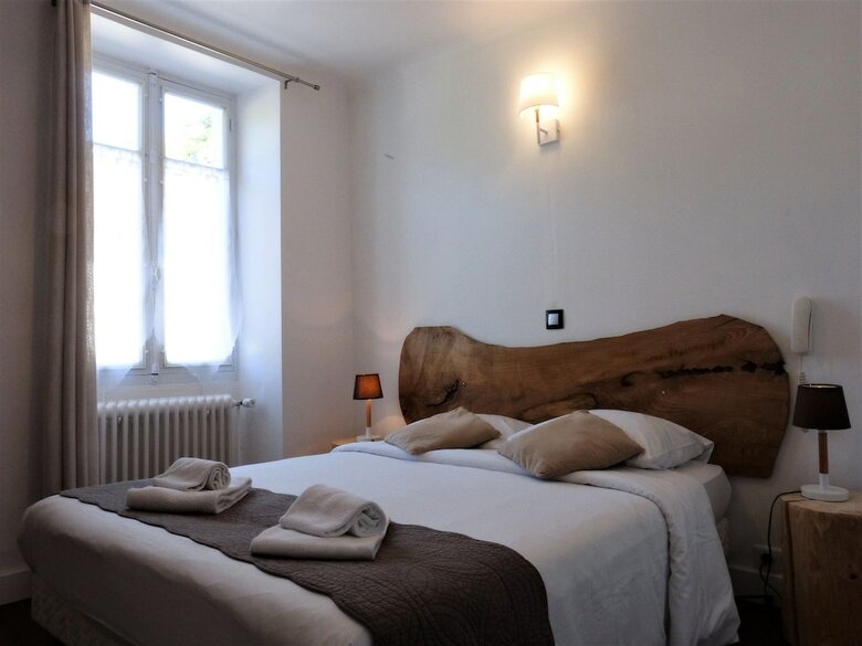 Hotel H�tel Des Grottes