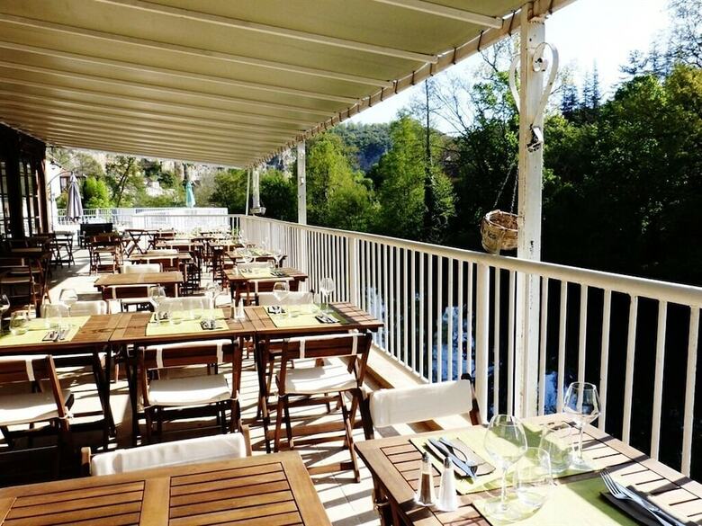 Hotel H�tel Des Grottes