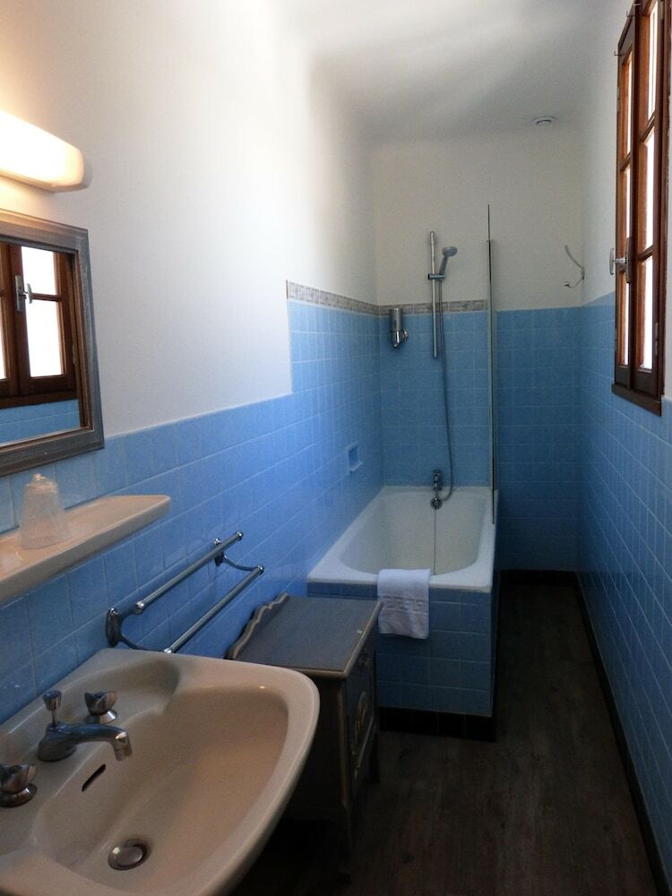 Hotel H�tel Des Grottes