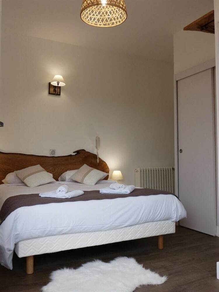 Hotel H�tel Des Grottes