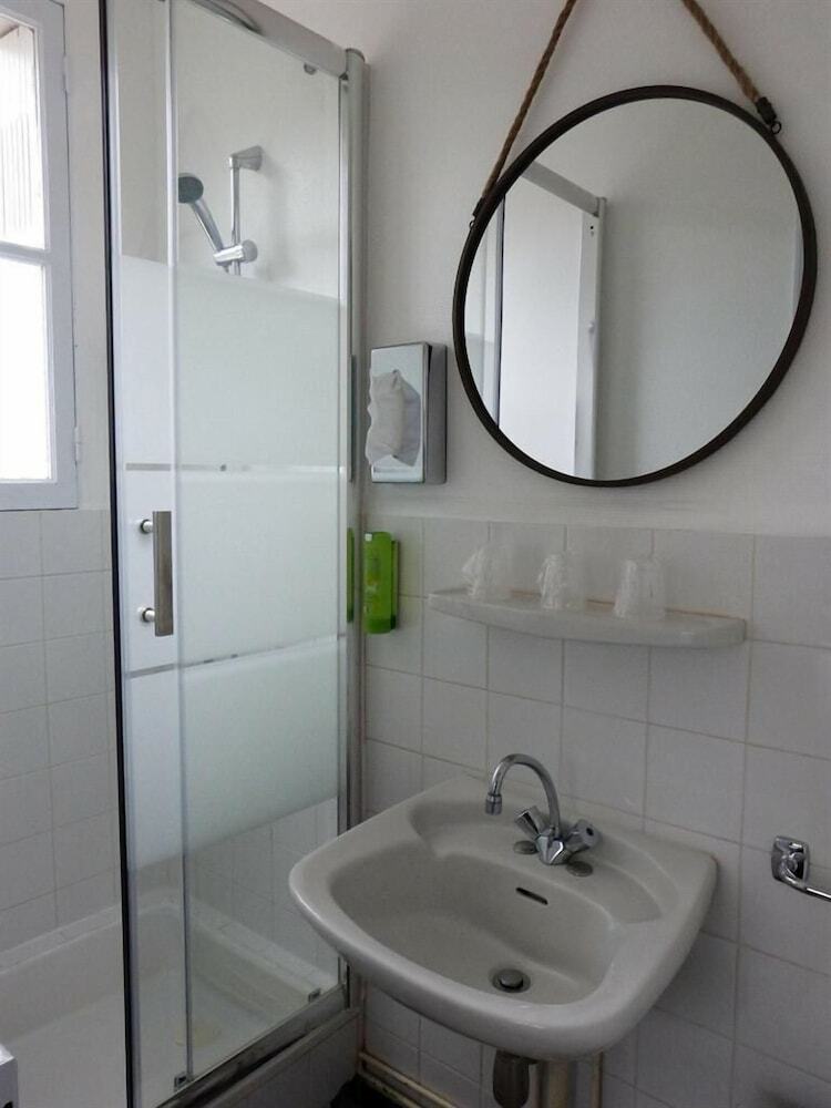 Hotel H�tel Des Grottes
