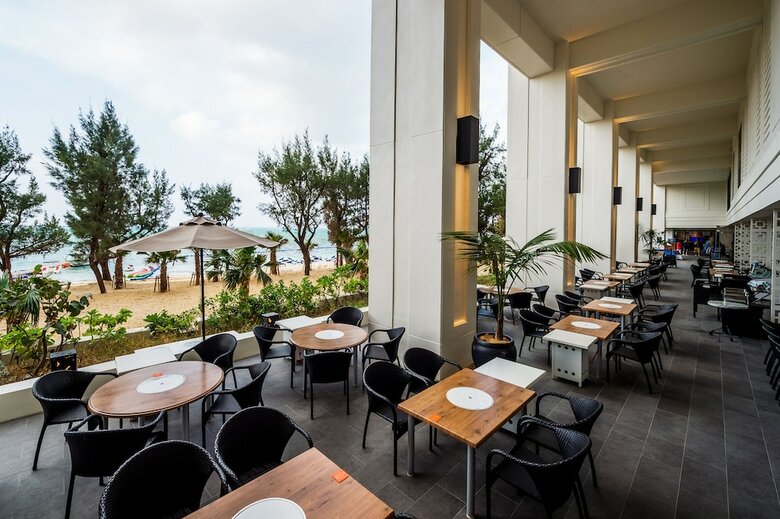 Hotel Monterey Okinawa Spa & Resort