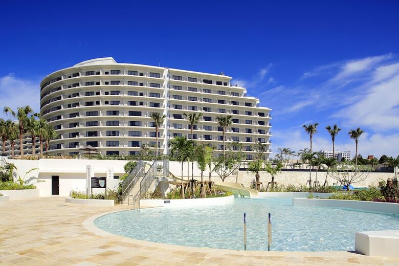 Hotel Monterey Okinawa Spa & Resort