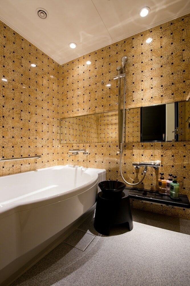 Hotel Monterey Okinawa Spa & Resort