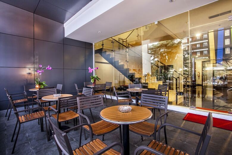 Hotel 88 Embong Malang