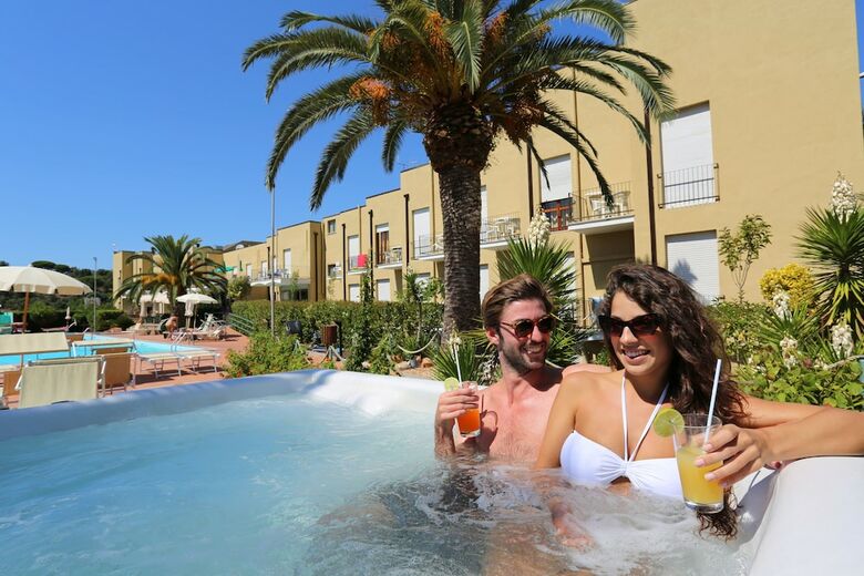 Hotel Residence Le Acacie