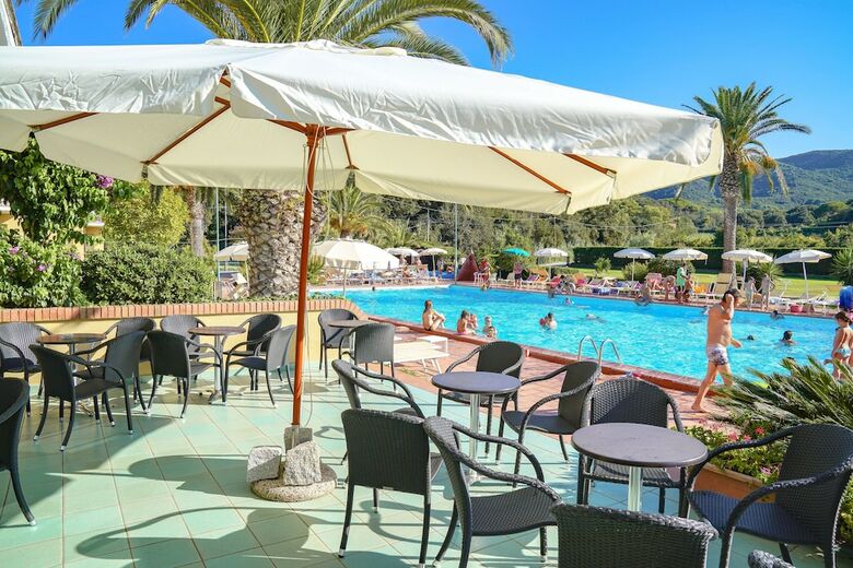 Hotel Residence Le Acacie