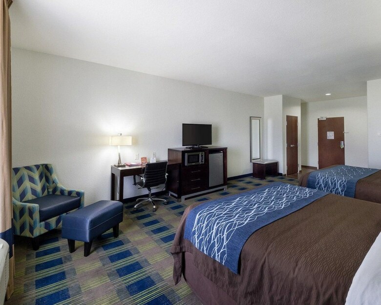 Hotel Comfort Inn & Suites Victoria North