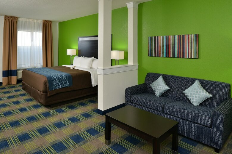 Hotel Comfort Inn & Suites Victoria North