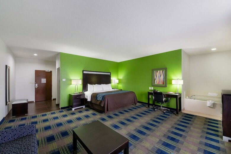 Hotel Comfort Inn & Suites Victoria North