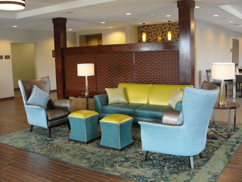 Hotel Comfort Inn & Suites Victoria North