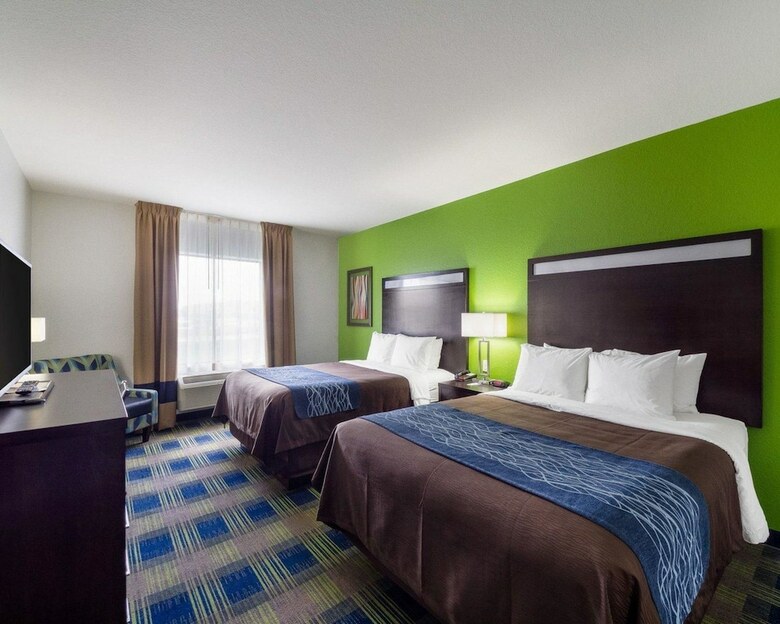Hotel Comfort Inn & Suites Victoria North