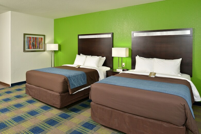 Hotel Comfort Inn & Suites Victoria North