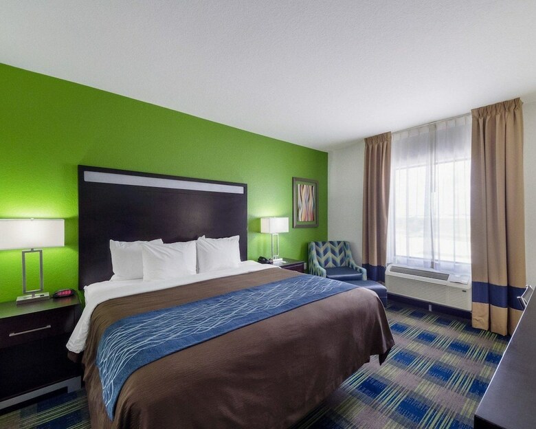 Hotel Comfort Inn & Suites Victoria North