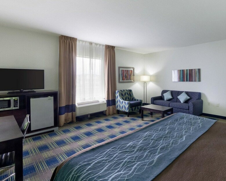 Hotel Comfort Inn & Suites Victoria North