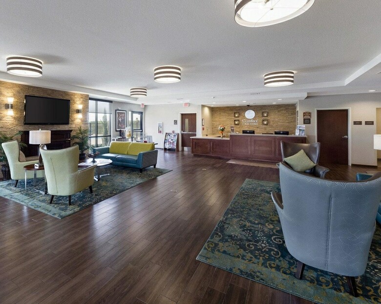 Hotel Comfort Inn & Suites Victoria North