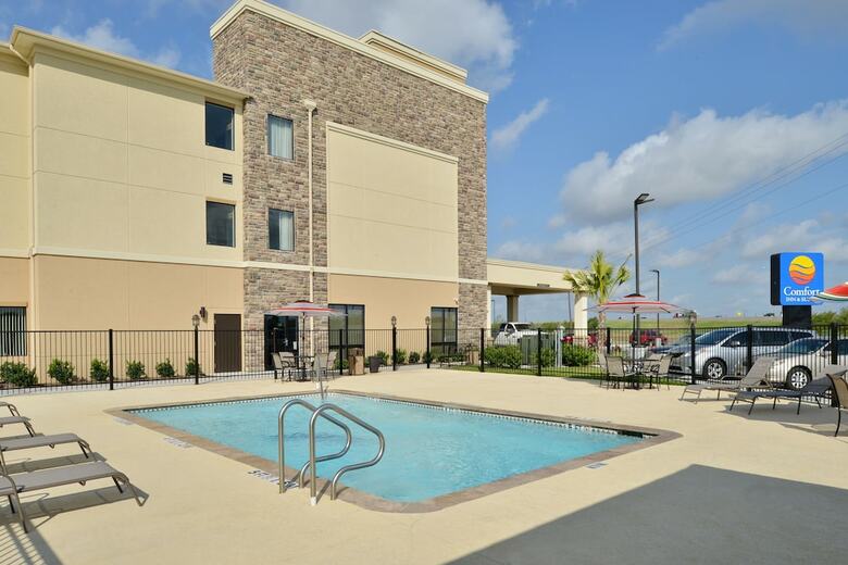 Hotel Comfort Inn & Suites Victoria North