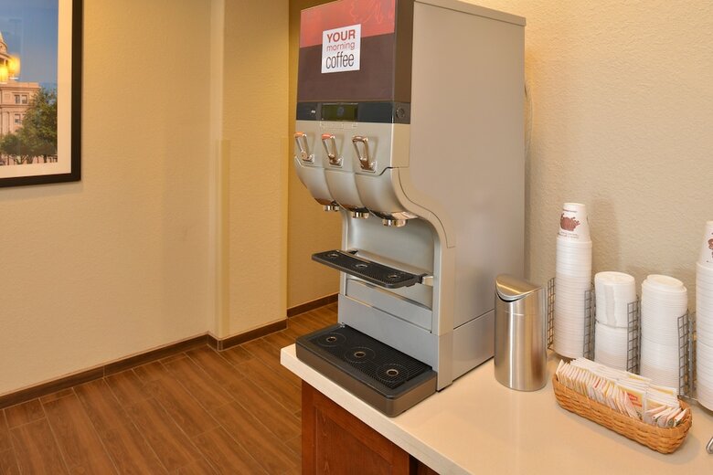 Hotel Comfort Inn & Suites Victoria North