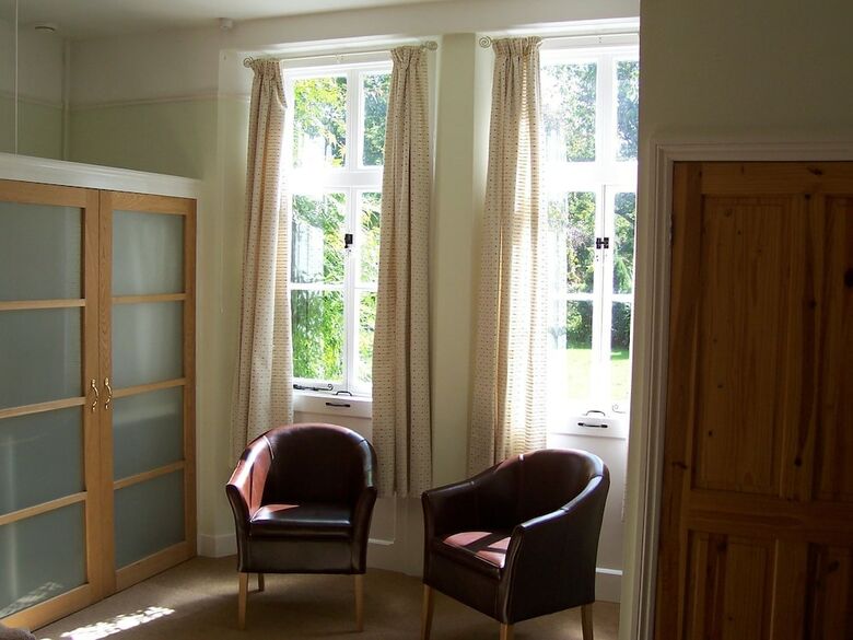 Bed & Breakfast Trimnells House