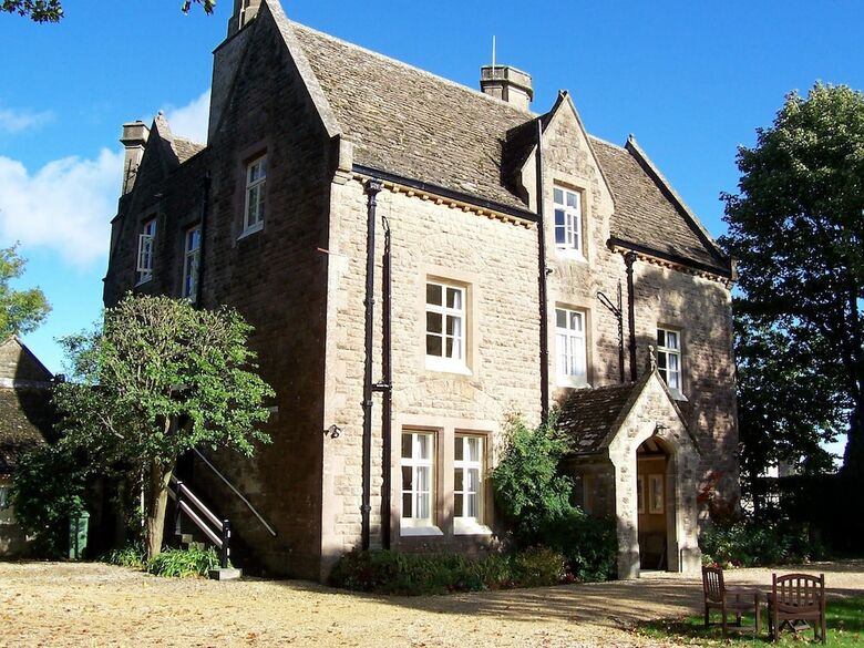 Bed & Breakfast Trimnells House