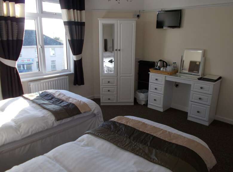 Bed & Breakfast Penarth Guest House