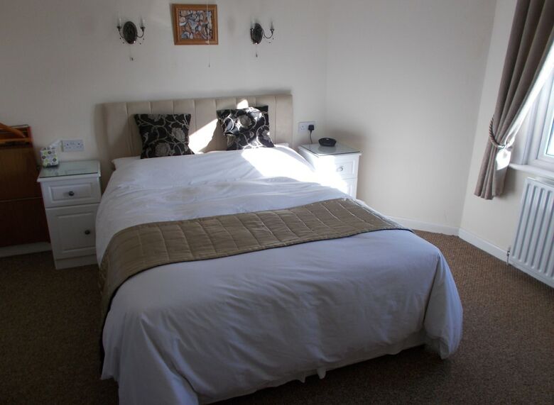 Bed & Breakfast Penarth Guest House