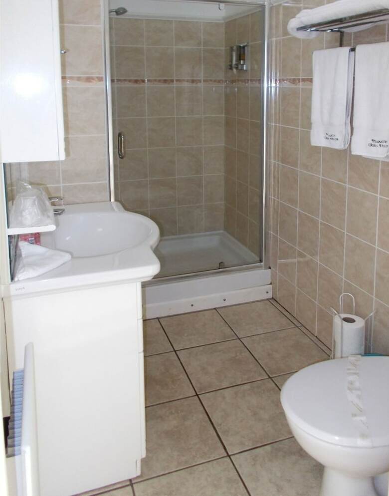 Bed & Breakfast Penarth Guest House