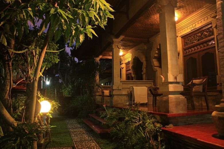 Hotel Tungeh Inn