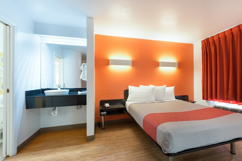 Motel 6 Dallas, Tx - Northeast
