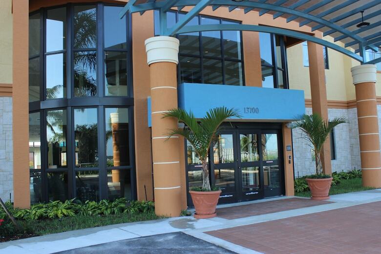 Best Western Plus Miami Executive Airport Hotel & Suites