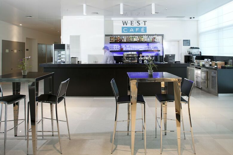 Hotel West All Suite Boutique Ashdod
