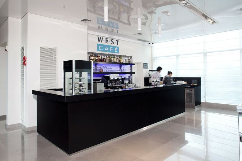 Hotel West All Suite Boutique Ashdod