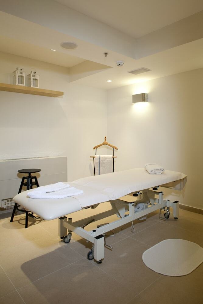 Hotel West All Suite Boutique Ashdod