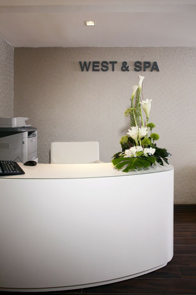 Hotel West All Suite Boutique Ashdod