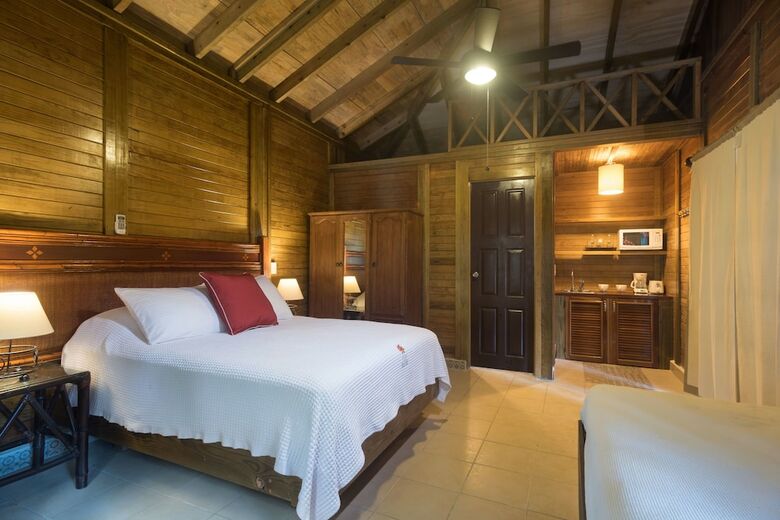 Hotel Villas El Encanto