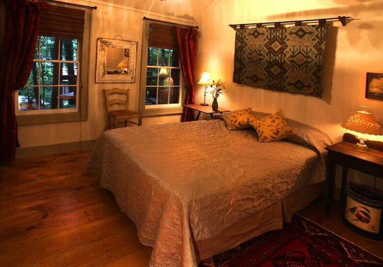 Lake Rabun Hotel & Restaurant