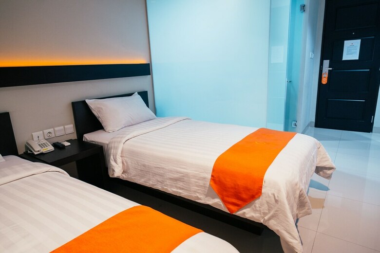 Alpha Hotel