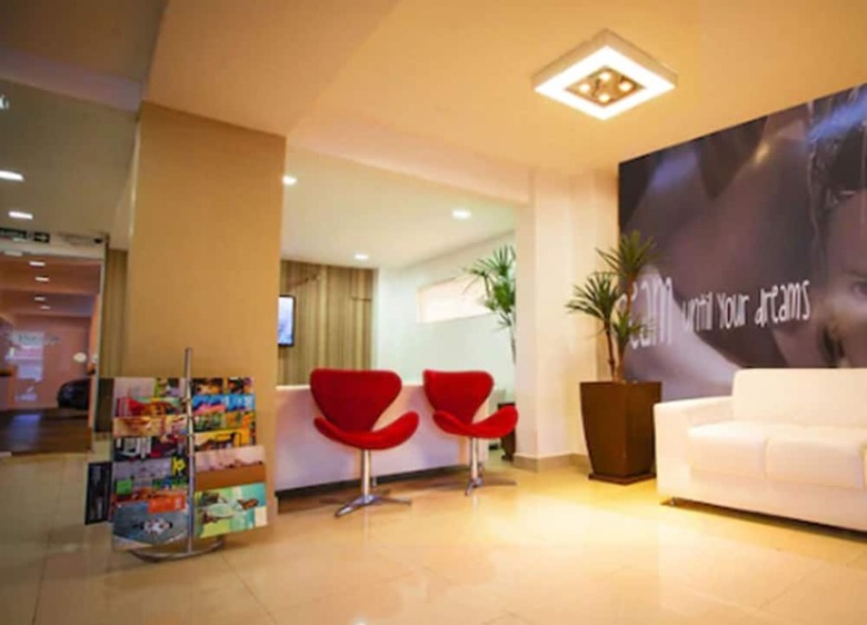 Hotel Clh Su�tes Foz Do Igua�u