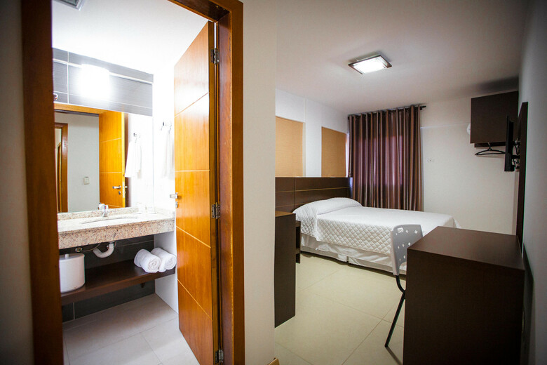 Hotel Clh Su�tes Foz Do Igua�u