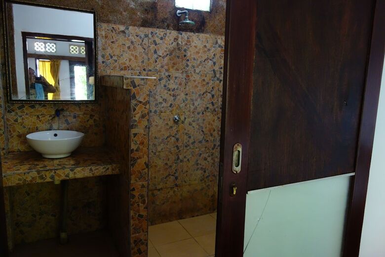 Bed & Breakfast Banana Leaf Bungalows