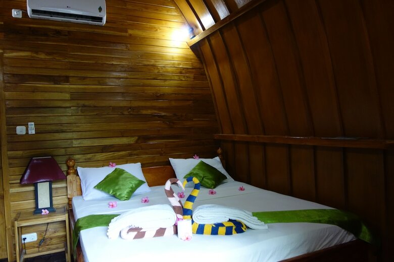 Bed & Breakfast Banana Leaf Bungalows