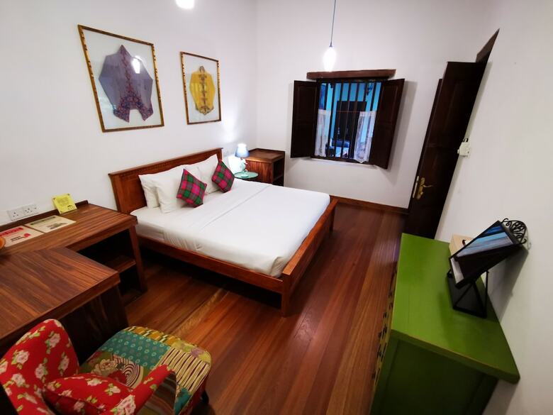 Hotel East Indies Mansion