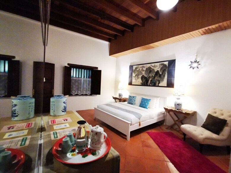 Hotel East Indies Mansion