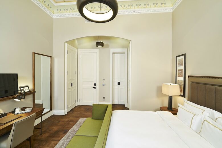 The House Hotel Karakoy
