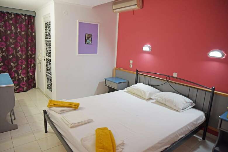 Apartamentos Falirala Central