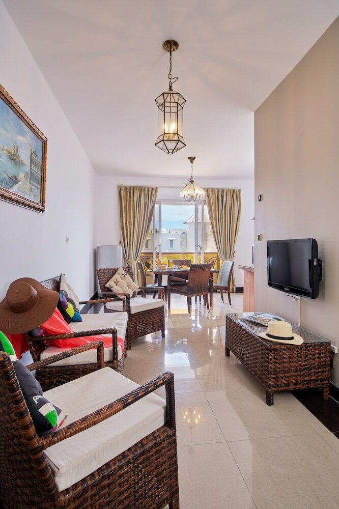 Aparthotel Pereybere Serviced Suites