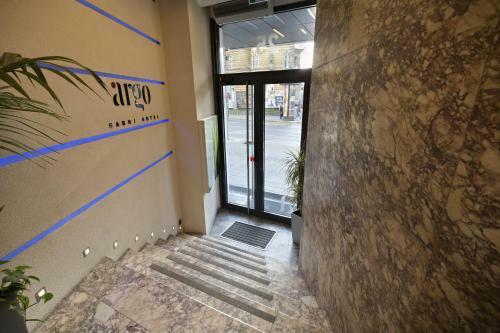 Argo Garni Hotel