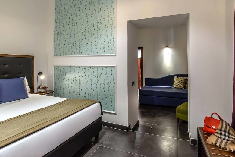 Hotel Navona Colors