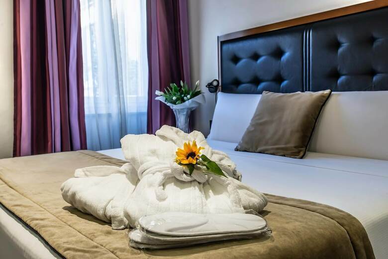 Hotel Navona Colors