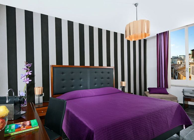 Hotel Navona Colors